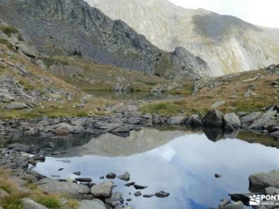 Andorra-País de los Pirineos; fotos nacimiento rio cuervo garganta del chorro senderismo urdaibai fo